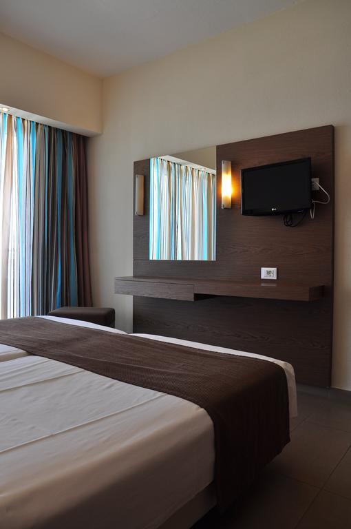 Sea Melody Beach Hotel Apartments Ялисос Стая снимка
