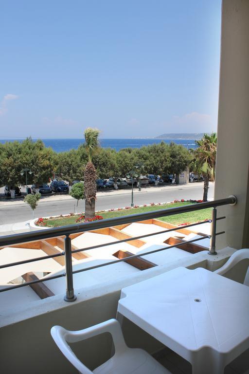 Sea Melody Beach Hotel Apartments Ялисос Стая снимка