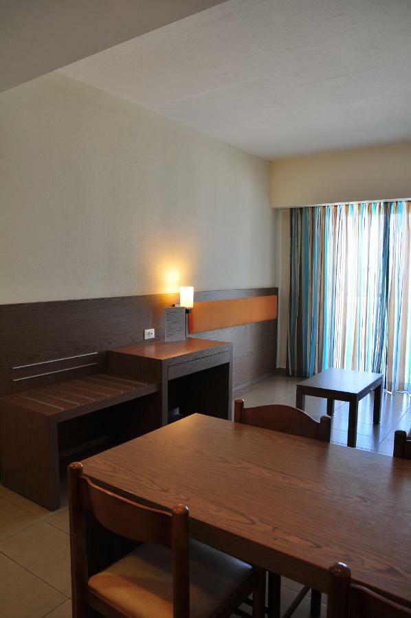 Sea Melody Beach Hotel Apartments Ялисос Екстериор снимка